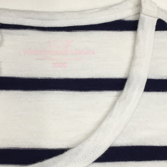 3 for $20🐳Vineyard Vines Navy & White Striped Top - Picture 8 of 8